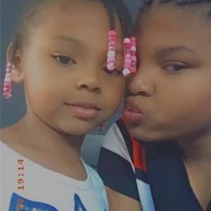 Meet your Posher, Chatoria